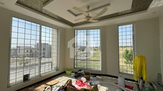Upper Portion Available For Rent Upper Portion Available For Rent