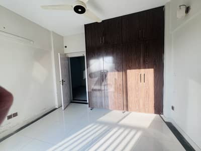 Luxury 3-Bed Apartment with Private Rooftop in Samama Star, Gulberg Greens