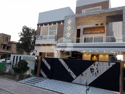 10 MARLA TILED LIKE NEW HOUSE