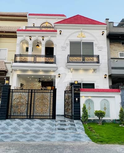 سٹی ہاؤسنگ سوسائٹی گوجرانوالہ میں 4 کمروں کا 5 مرلہ مکان 2.8 کروڑ میں برائے فروخت۔ سٹی ہاؤسنگ سوسائٹی گوجرانوالہ میں 4 کمروں کا 5 مرلہ مکان 2.8 کروڑ میں برائے فروخت۔