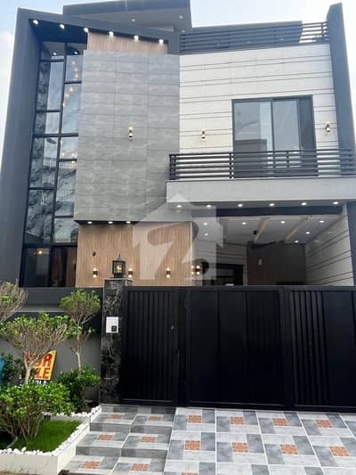 5 Marla Brand New Modern House for Sale Etihad Town Phase 1, Lahore 5 Marla Brand New Modern House for Sale Etihad Town Phase 1, Lahore