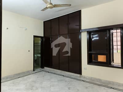 GULBERG ESTATE OFFER,12 MARLA OFFICE USE HOUSE FOR RENT NEAR MM ALAM ROAD GULBERG II LAHORE