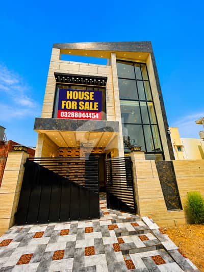 RESONABLE 5 MARLA HOUSE ON PRIME LOCATION FOR SALE | LAKE CITY