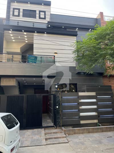 Prime Location 5 Marla Brand New Modern House for Sale in Sunfort Gardens, Lahore