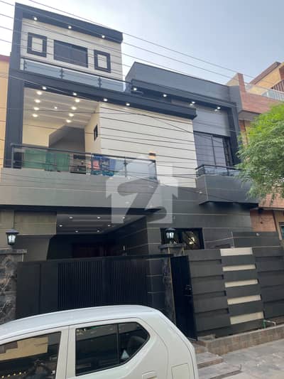 Prime Location 5 Marla Brand New Modern House for Sale in Sunfort Gardens, Lahore