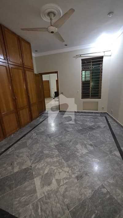 12 Marla Upper Portion For Rent Cavalry Ground Lahore