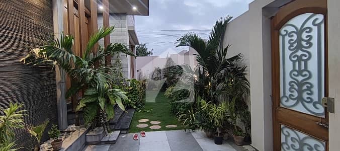 Brand new 600 yards 2unit corner bungalow available for sale at the prime location of Dha phase 8