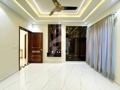 10 Marla Upper Portion Available For Rent
