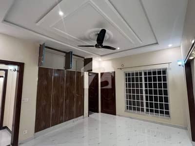 ایف ۔ 11/4 ایف ۔ 11,اسلام آباد میں 8 کمروں کا 1 کنال مکان 19.5 کروڑ میں برائے فروخت۔ ایف ۔ 11/4 ایف ۔ 11,اسلام آباد میں 8 کمروں کا 1 کنال مکان 19.5 کروڑ میں برائے فروخت۔