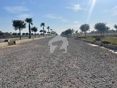 Park Avenue Gulberg Green C Block 140 Series 50x70 Commercial Plot Available For Sale
