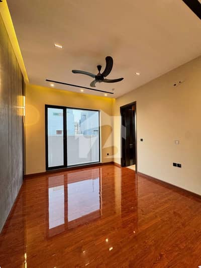 1 KANAL ELEGANT & FULLY MAINTAINED SUPER HOT LOCATED BUNGALOW For Rent IS AVAILABLE IN DHA, LAHORE. 1 KANAL ELEGANT & FULLY MAINTAINED SUPER HOT LOCATED BUNGALOW For Rent IS AVAILABLE IN DHA, LAHORE.