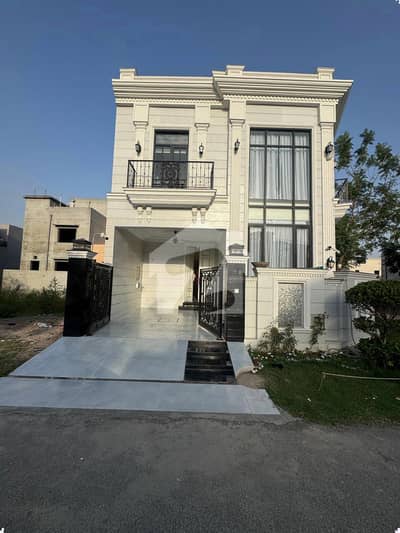 ڈی ایچ اے 9 ٹاؤن ڈیفنس (ڈی ایچ اے),لاہور میں 3 کمروں کا 5 مرلہ مکان 1.2 لاکھ میں کرایہ پر دستیاب ہے۔ ڈی ایچ اے 9 ٹاؤن ڈیفنس (ڈی ایچ اے),لاہور میں 3 کمروں کا 5 مرلہ مکان 1.2 لاکھ میں کرایہ پر دستیاب ہے۔