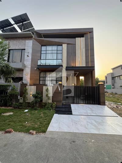 5 MARLA ELEGANT & SEMI FURNISHED SUPER HOT LOCATED BUNGALOW IS AVAILABLE IN DHA, LAHORE. 5 MARLA ELEGANT & SEMI FURNISHED SUPER HOT LOCATED BUNGALOW IS AVAILABLE IN DHA, LAHORE.