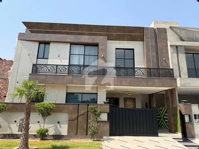 10.25 MARLA ELEGANT AND FULLY MAINTAINED SUPER HOT LOCATED BUNGALOW IS AVAILABLE IN BANKERS AVENUE BLOCK H, LAHORE. 10.25 MARLA ELEGANT AND FULLY MAINTAINED SUPER HOT LOCATED BUNGALOW IS AVAILABLE IN BANKERS AVENUE BLOCK H, LAHORE.