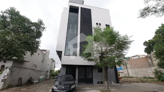 جی ۔ 8/1 جی ۔ 8,اسلام آباد میں 11 مرلہ Studio عمارت 60.0 کروڑ میں برائے فروخت۔