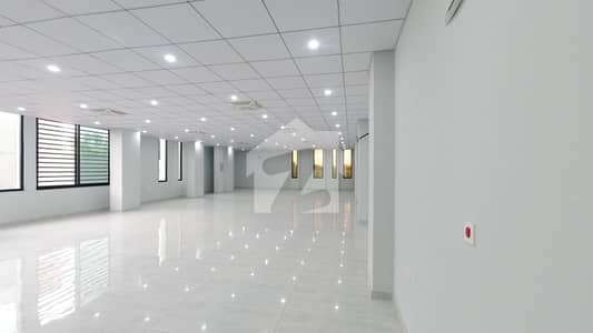 جی ۔ 8/1 جی ۔ 8,اسلام آباد میں 6 مرلہ Studio عمارت 18.0 کروڑ میں برائے فروخت۔