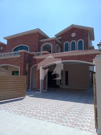عسکری 3 ڈی ایچ اے ڈیفینس,ملتان میں 6 کمروں کا 1 کنال مکان 5.0 کروڑ میں برائے فروخت۔ عسکری 3 ڈی ایچ اے ڈیفینس,ملتان میں 6 کمروں کا 1 کنال مکان 5.0 کروڑ میں برائے فروخت۔