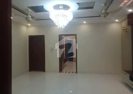 House Of 5 Marla In Bahria Town - Jinnah Block For Sale