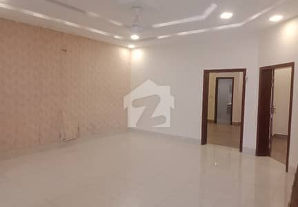 Ready To Sale A House 10 Marla In Bahria Town - Johar Block Lahore
