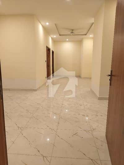 Prime Location Peshawar Road 980 Square Feet Flat Up For Sale Prime Location Peshawar Road 980 Square Feet Flat Up For Sale