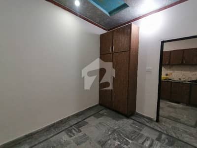 House In Sabzazar Scheme Sized 5 Marla Is Available