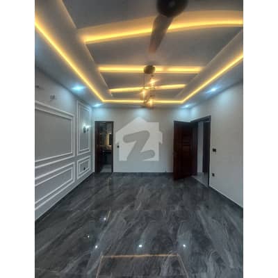 Luxury 10 Marla House