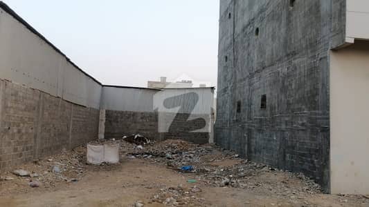 کورنگی انڈسٹریل ایریا کورنگی,کراچی میں 4 کنال کمرشل پلاٹ 41.28 کروڑ میں برائے فروخت۔