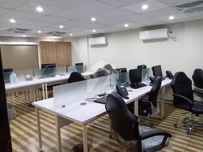 ڈی ایچ اے فیز 2 ایکسٹینشن ڈی ایچ اے ڈیفینس,کراچی میں 10 مرلہ دفتر 2.75 لاکھ میں کرایہ پر دستیاب ہے۔