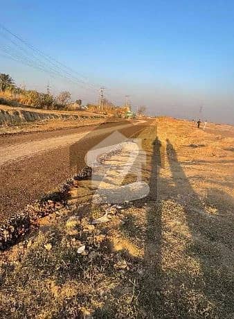 آئی ۔ 12 اسلام آباد میں 7 مرلہ رہائشی پلاٹ 2.1 کروڑ میں برائے فروخت۔