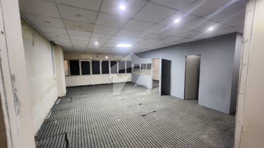 1000 Sq Ft Semi Furnished OFFICE Is Available At Main Shahra E Faisal 24/7 Building
