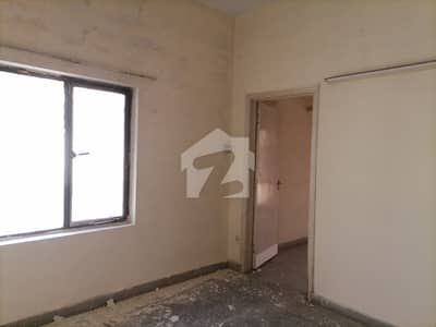Get A Prime Location 10 Marla Flat For sale In Askari 5