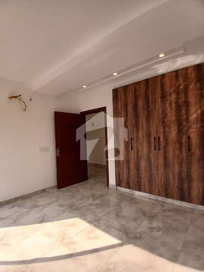 2 Bed Non Furnished For Rent | Comfortable Layout | Reasonable Price