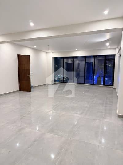 Prime Location Office For rent Situated In Zulfiqar Commercial Area