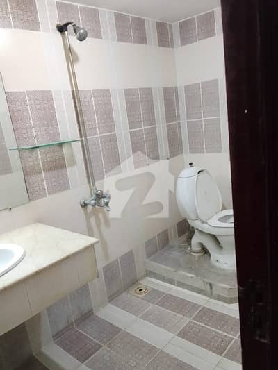 1 Kinal Upper Porshion For Rent In Pcsir Phase 2