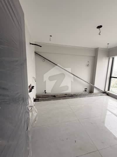BRAND NEW LUXURIOUS APARTMENT FOR RENT AT MAIN SHAHRAH E FAISAL