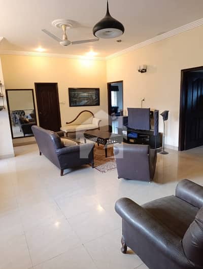 300 Yard House For Rent