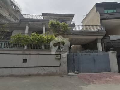 Prime Location Range Road House Sized 1 Kanal