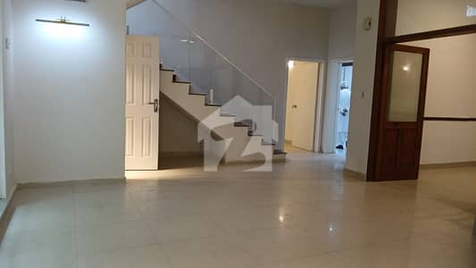 10 Marla Renovated House For Sale In DHA Phase3 10 Marla Renovated House For Sale In DHA Phase3