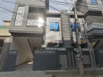 Prime Location 6 Marla House In Beautiful Location Of Peshawar Road In Peshawar Road