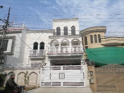 Prime Location In Shalley Valley House Sized 10 Marla For Sale