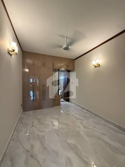 2 Bedrooms D D Appatment For Sale