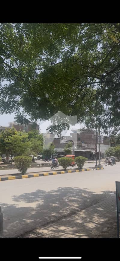 160 Ft Road Commercial Property (Plaza/Bank) 160 Ft Road Commercial Property (Plaza/Bank)