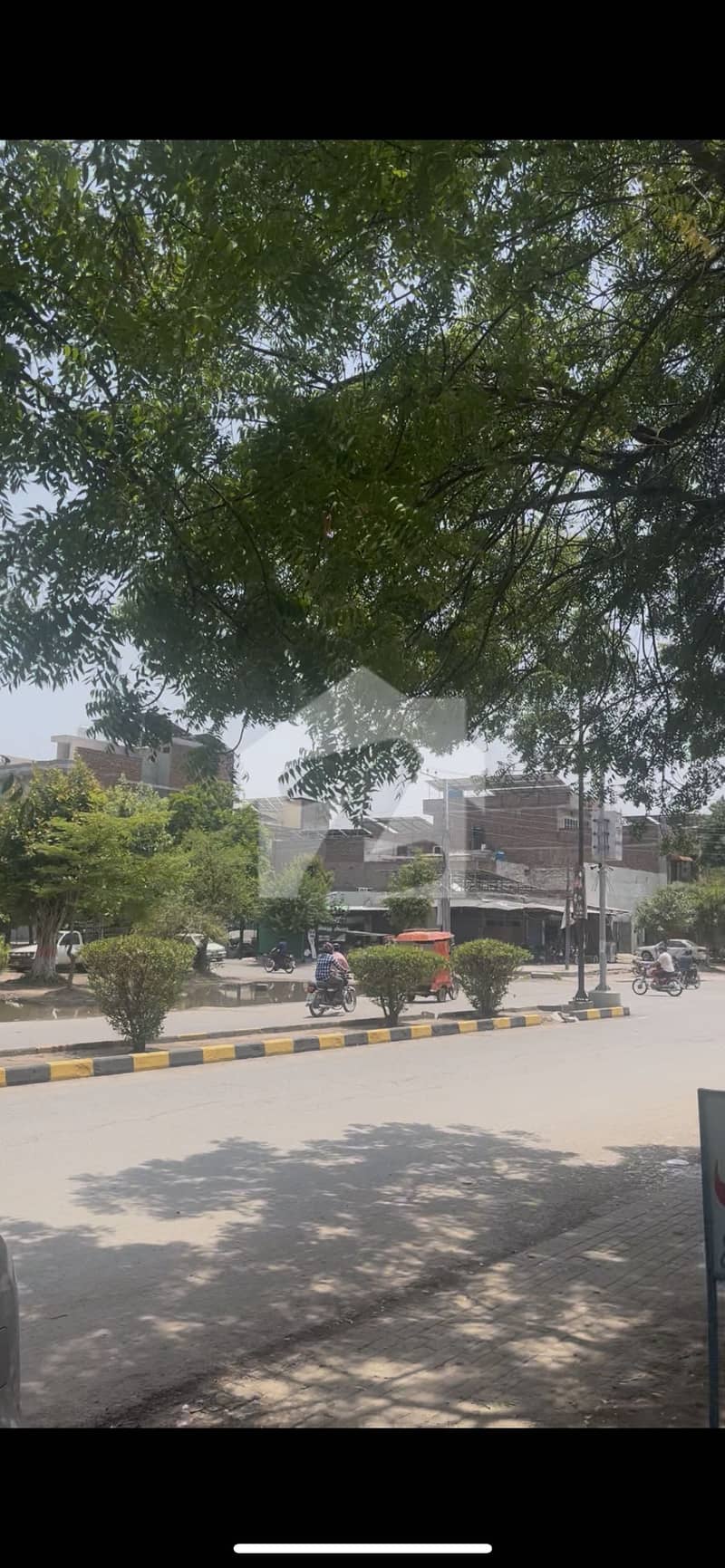 160 Ft Road Commercial Property (Plaza/Bank) 160 Ft Road Commercial Property (Plaza/Bank)