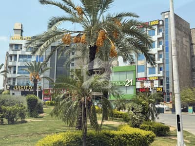 بحریہ ٹاؤن فیز 4 بحریہ ٹاؤن راولپنڈی,راولپنڈی میں 6 مرلہ Studio دکان 1.65 کروڑ میں برائے فروخت۔ بحریہ ٹاؤن فیز 4 بحریہ ٹاؤن راولپنڈی,راولپنڈی میں 6 مرلہ Studio دکان 1.65 کروڑ میں برائے فروخت۔