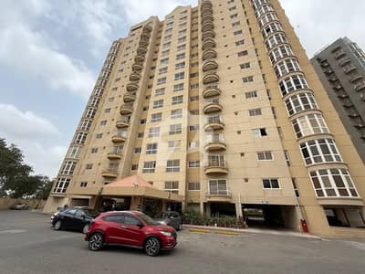 4 Bed DD | West open | Fully Renovated | Unfurnished Apartment for Rent