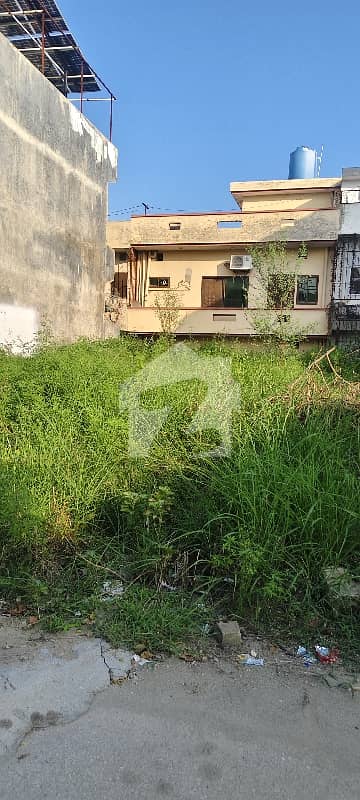 جی ۔ 14/4 جی ۔ 14,اسلام آباد میں 4 مرلہ رہائشی پلاٹ 2.8 کروڑ میں برائے فروخت۔