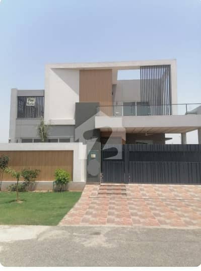 Double Unit With Separate 2 Entrance 1 Kanal Modern House For Sale In DHA Phase 7 Double Unit With Separate 2 Entrance 1 Kanal Modern House For Sale In DHA Phase 7