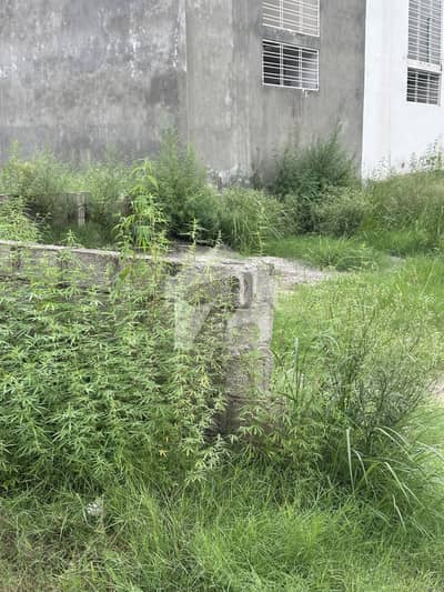 6 marla plot for sale A fully developed society Excellent location