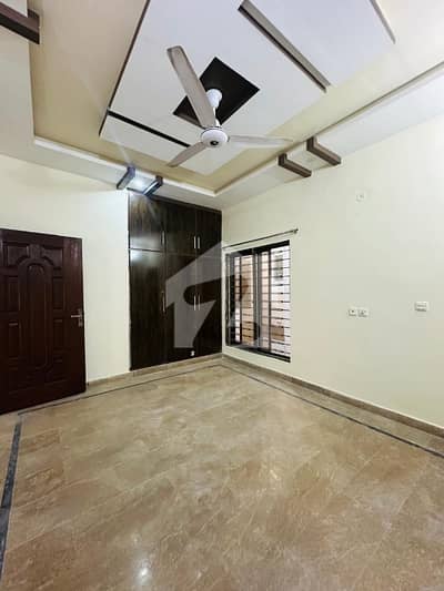 2.5 Marla House Available For Sale 2.5 Marla House Available For Sale