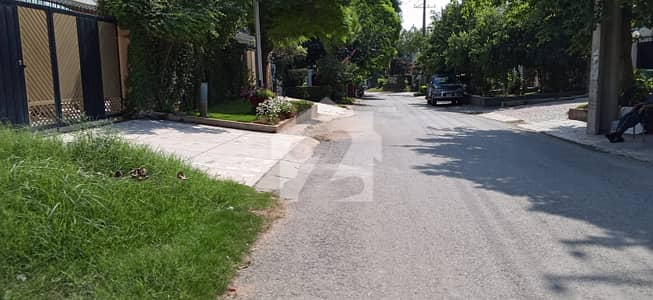 PLOT AVAILABLE FOR SALE IN I-8